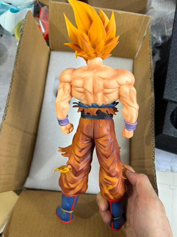 Son Goku SSJ Broly